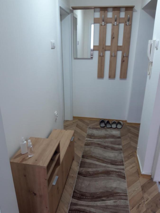 Stan Na Dan Simikic Apartment Bijeljina Exterior photo